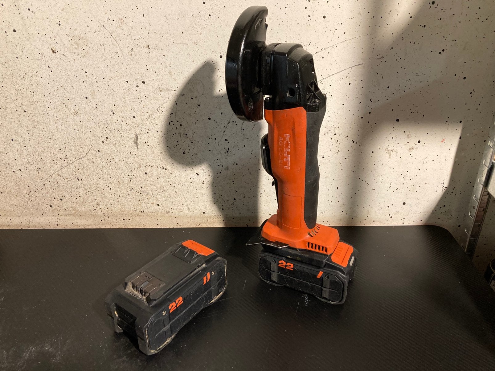 Hilti nuron Slijpmachine, Ophalen of Verzenden, Zo goed als nieuw