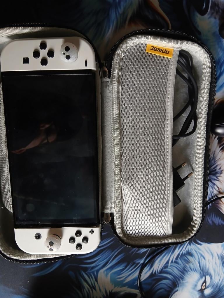 Nintendo Switch OLED Wit - Goede Staat, Ophalen, Overige genres, 1 speler, Zo goed als nieuw