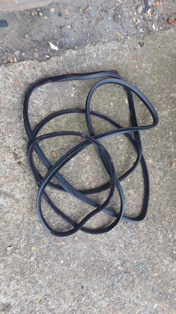 Set rubbers vd voor deuren Volvo S80 uit 2004, Ophalen of Verzenden