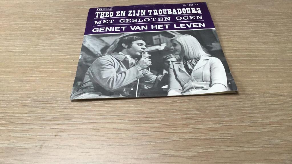 PIRATENKNALLER 3 VAN THEO EN ZIJN TROUBADOURS, Ophalen of Verzenden, Zo goed als nieuw, Overige formaten, Levenslied of Smartlap
