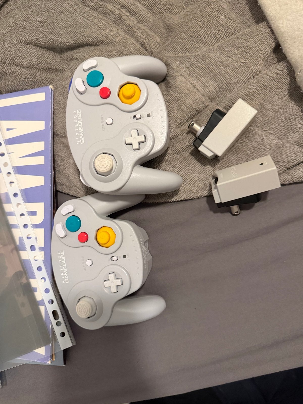 2x Originele Nintendo GameCube WaveBird draadloze controller, Ophalen of Verzenden, Zo goed als nieuw, Zilver, Met 2 controllers