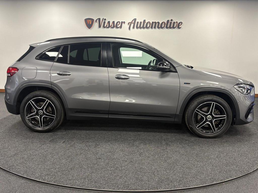 Mercedes-Benz GLA-klasse 250 e Business Solution AMG Limited, Auto's, 15 kWh, Alcantara, Plug-in hybride, Bedrijf