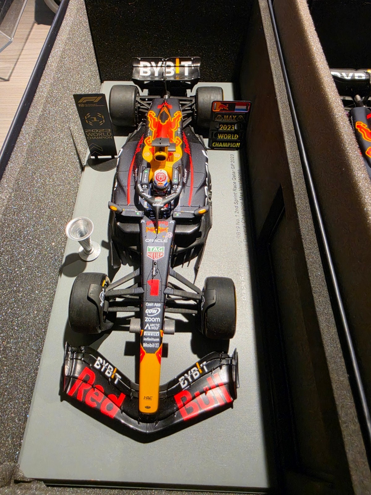 Spark Max verstappen 1:18 world champion 2021tm2023, Ophalen of Verzenden, Zo goed als nieuw, Overige merken