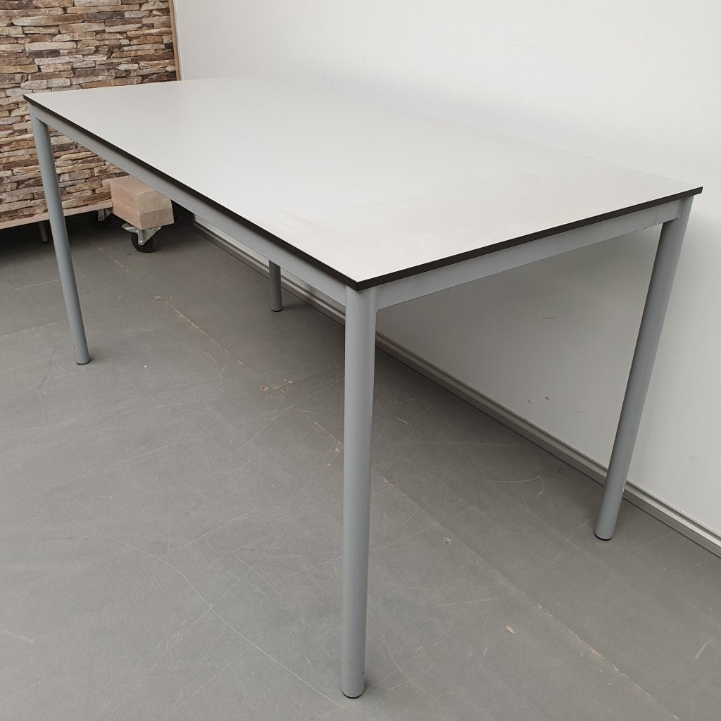 Eromesmarko Rondo nette tafel - 140x70 cm, Niet ingevuld, Gebruikt, Niet ingevuld, Niet ingevuld