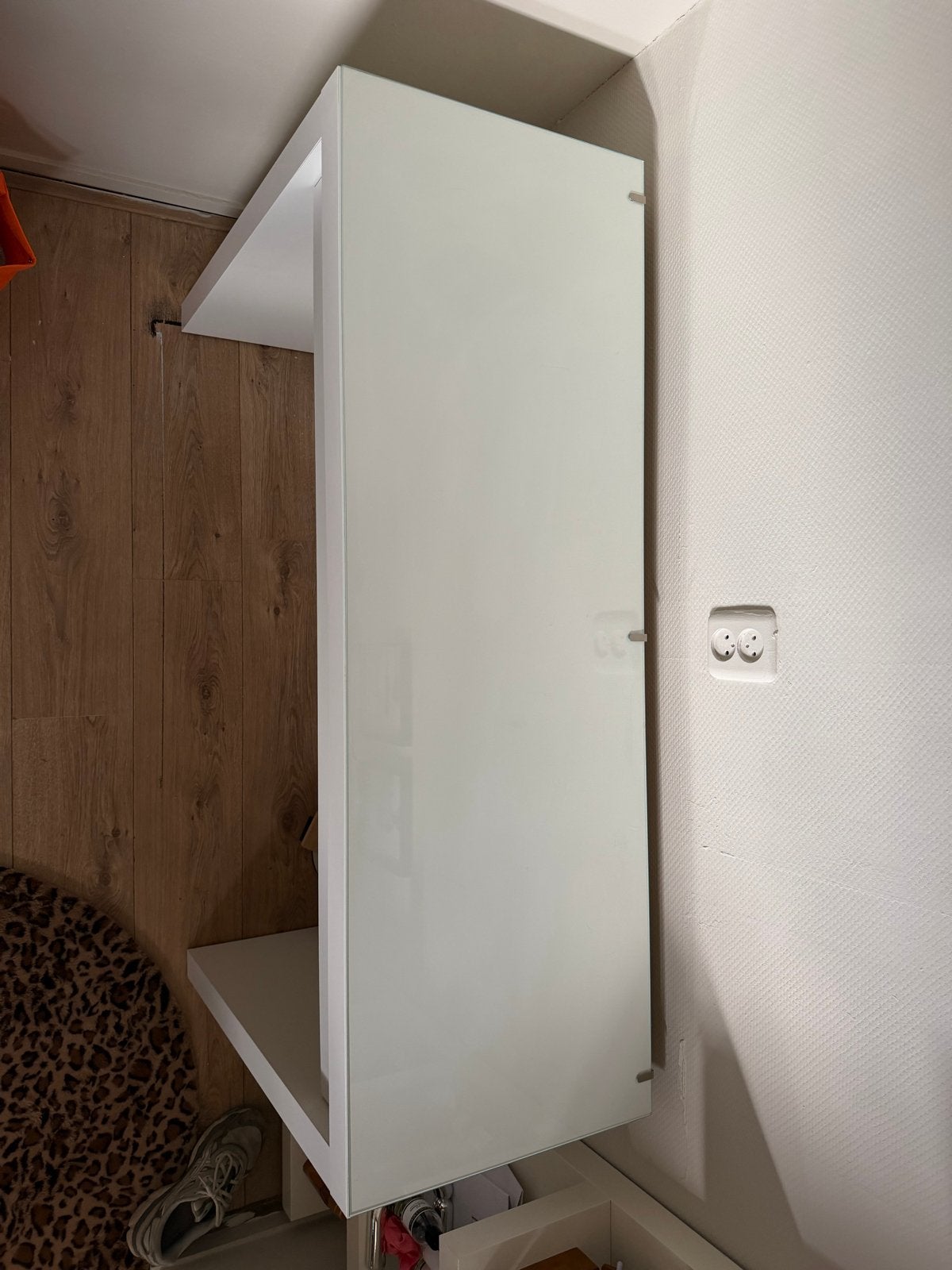 IKEA Malm toilettafel / make-up tafel in nette staat, Huis en Inrichting, Ophalen, 100 tot 150 cm, Zo goed als nieuw, Minder dan 100 cm