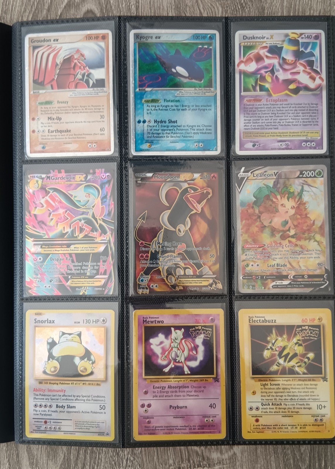 Pokemon Binder met 216 kaarten, Ophalen of Verzenden, Zo goed als nieuw, Meerdere kaarten, Foil
