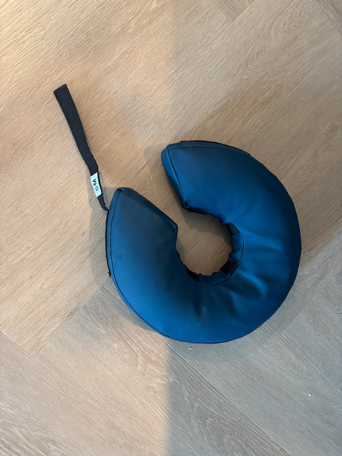 Opblaasbare kraag voor hond, Ophalen, Zo goed als nieuw