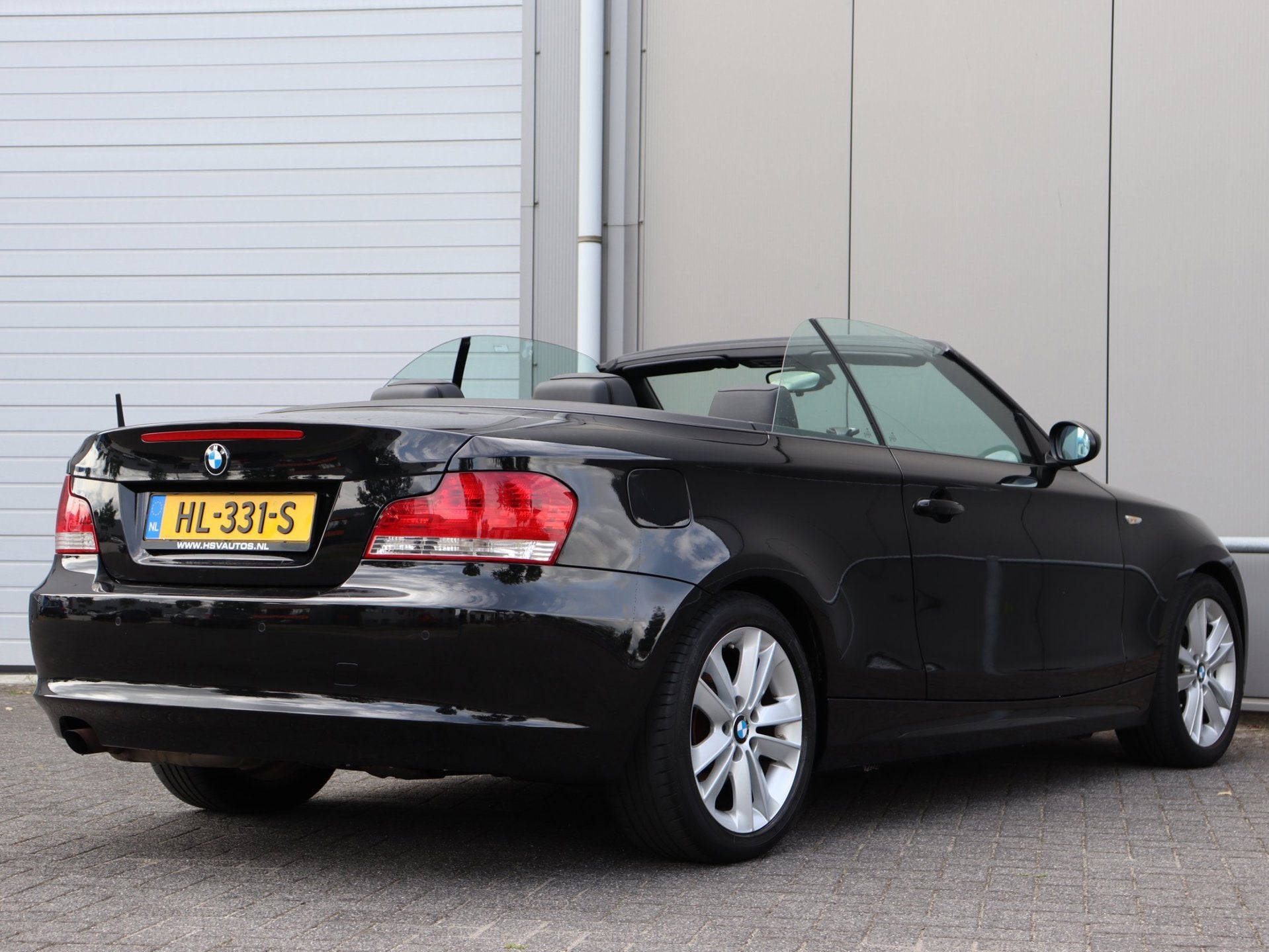 Foto 10 van BMW 1-serie Cabrio 118i Executive airco LM cruise
