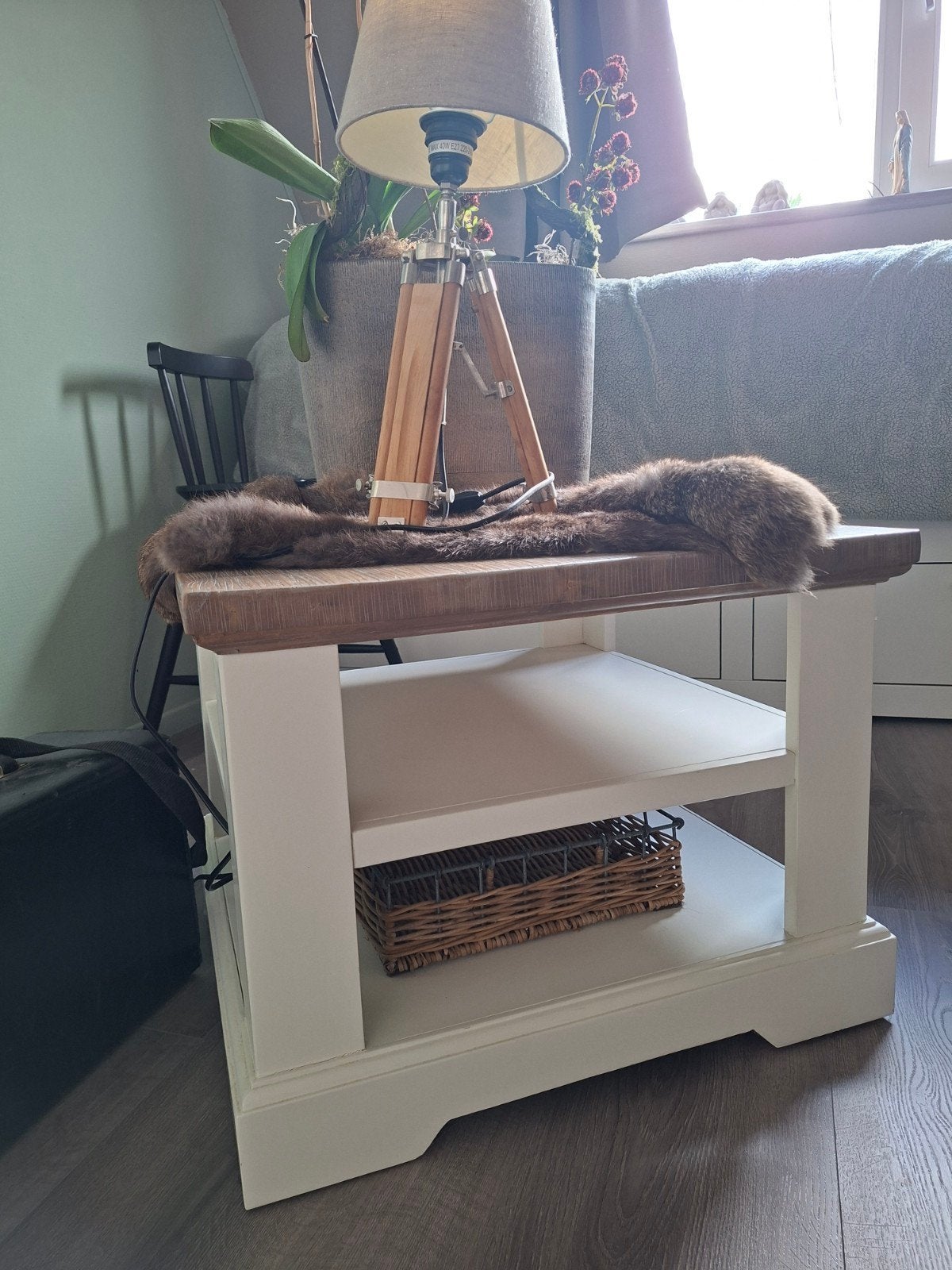 Stijlvolle hoektafel met opbergruimte, Vierkant, 55 tot 75 cm, Zo goed als nieuw, Ophalen