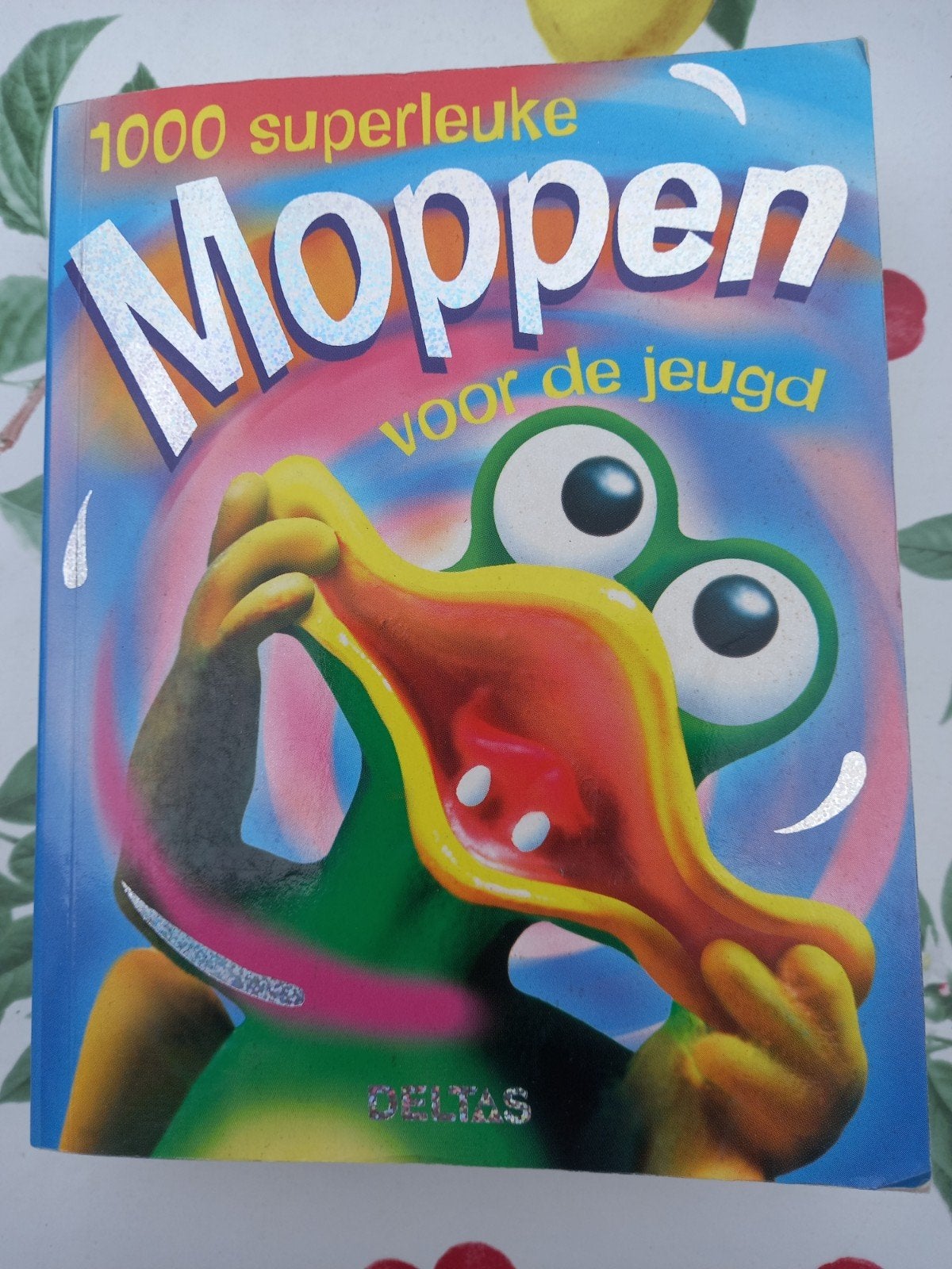 M6 1000 superleuke moppen voor de jeugd, Fictie algemeen, Ophalen of Verzenden, Onbekend, Gelezen