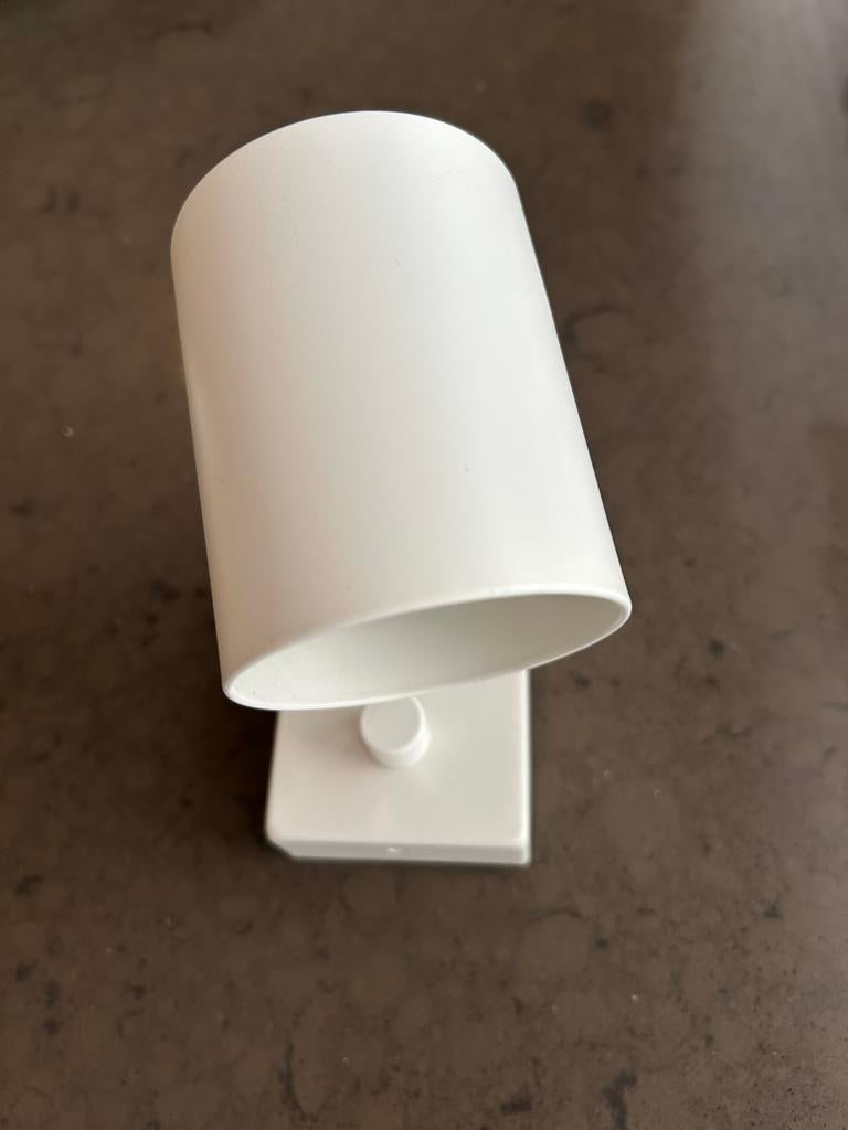 Wandlamp Nymane Ikea wit, Huis en Inrichting, Lampen | Wandlampen, Ophalen of Verzenden, Zo goed als nieuw, Kunststof, Modern
