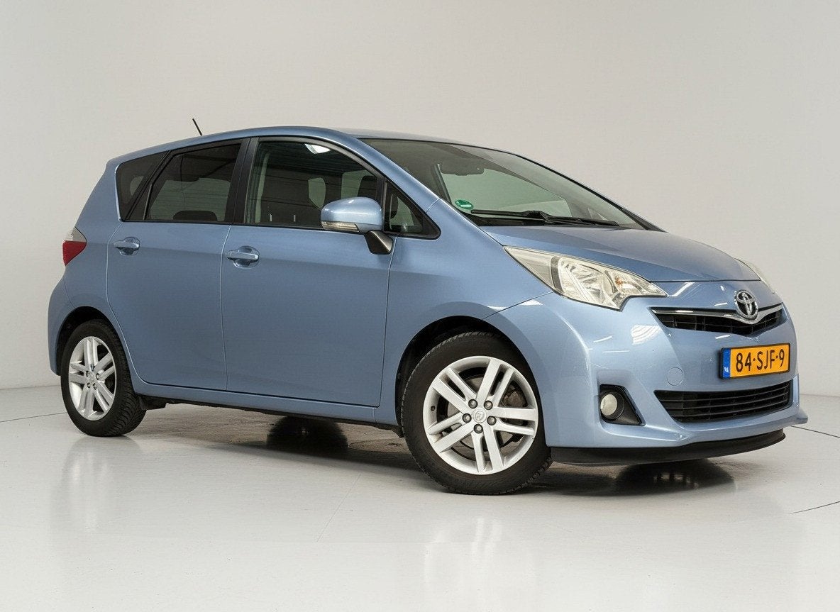 Toyota Verso-S 1.3 VVT-i Dynamic Automaat Camera Trekhaak, Euro 5, Gebruikt, 4 cilinders, Blauw