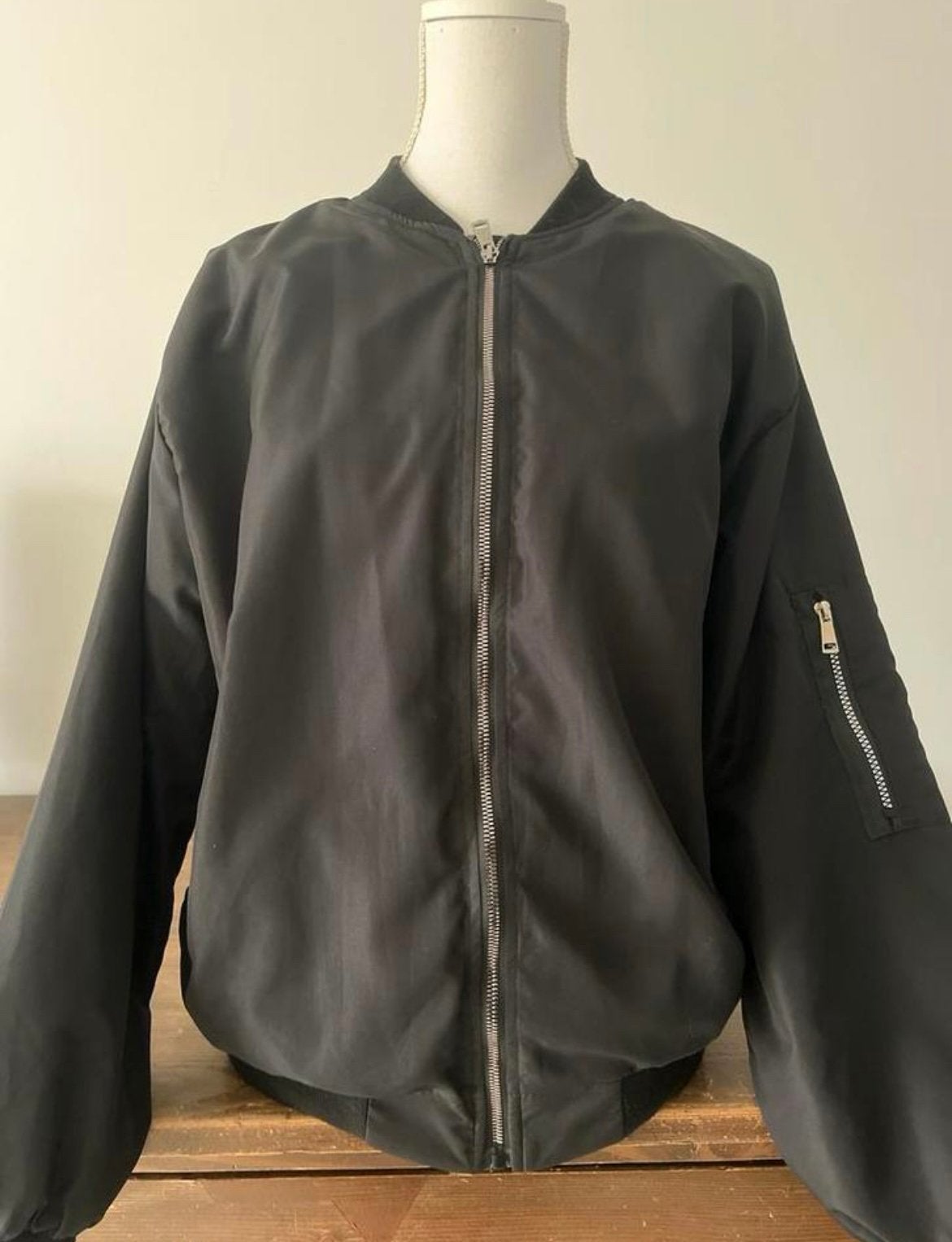 Bomber jasje zwart , maat L, Zwart, Maat 42/44 (L), Ophalen of Verzenden, Onbekend