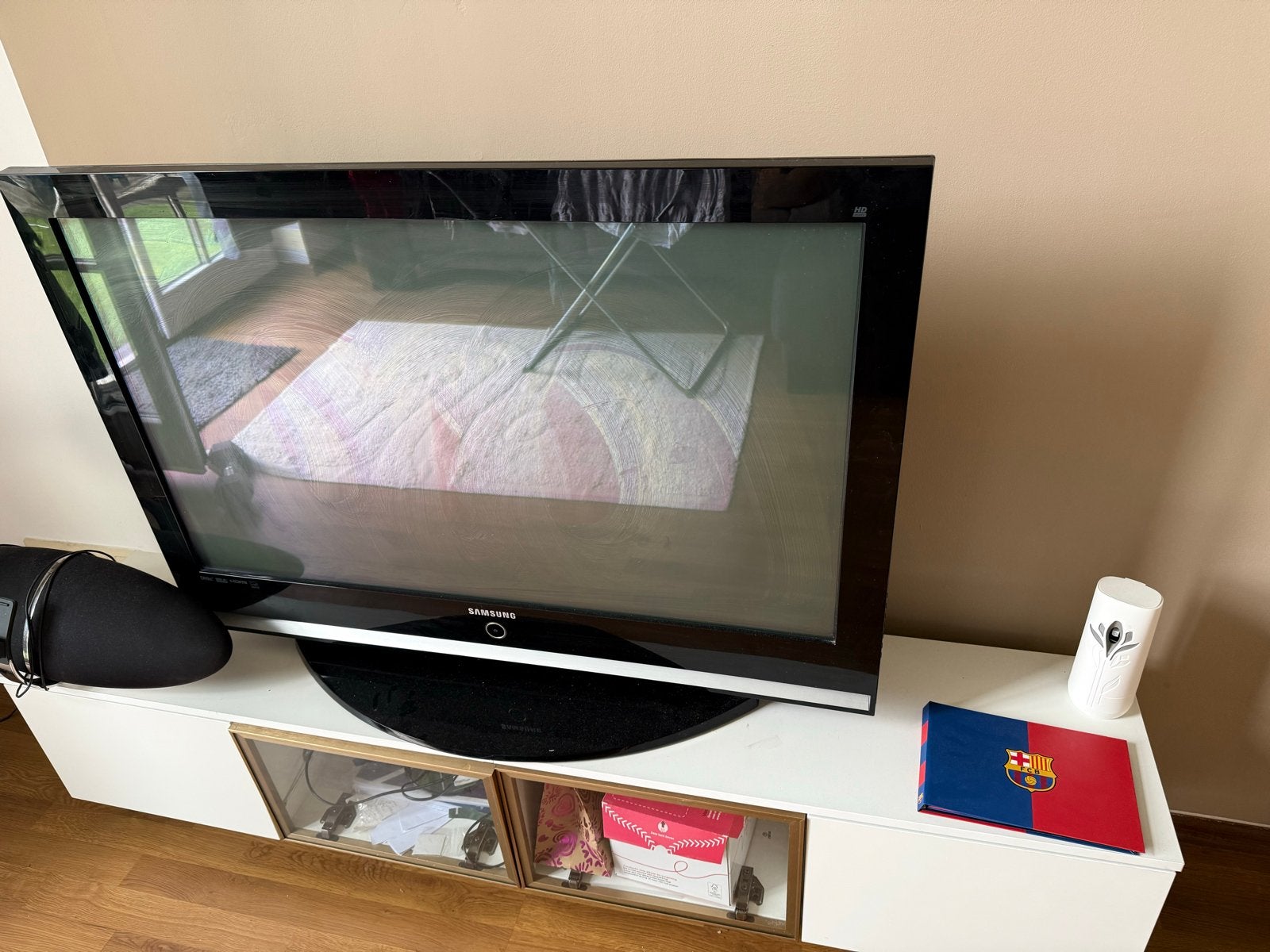 TV met tv-meubel, geen afstandsbediening, geen smart-tv, Ophalen, Gebruikt, Samsung