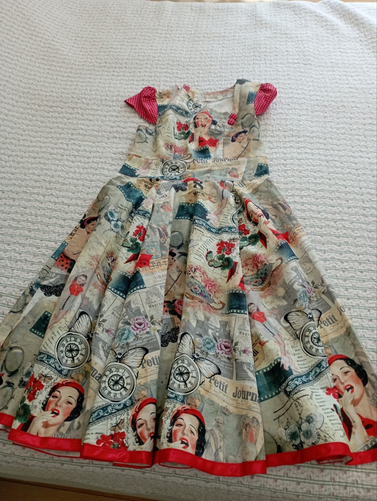 Leuke retro jurk 50á60er jaren style., Kleding | Dames, Ophalen of Verzenden, Zo goed als nieuw, Maat 36 (S), Onder de knie
