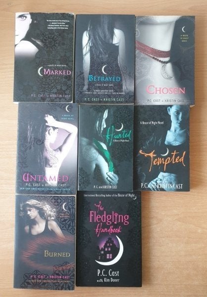 Cast & Cast - 7x House of Night & Fledgling Handbook, Verzenden, Gelezen, Cast & Cast