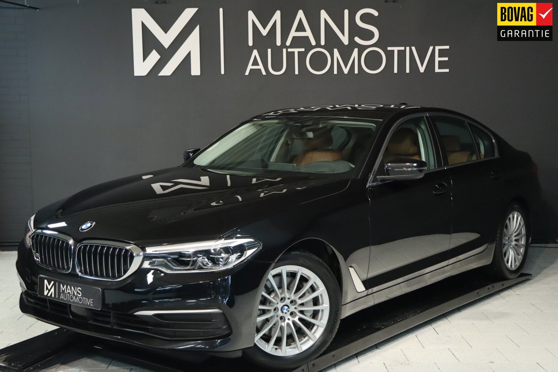 BMW 5-serie 530i / LIVE COCKPIT / HUD / ACC / CAMERA / LEDER, Auto's, Automaat, Achterwielaandrijving, Gebruikt, 4 cilinders