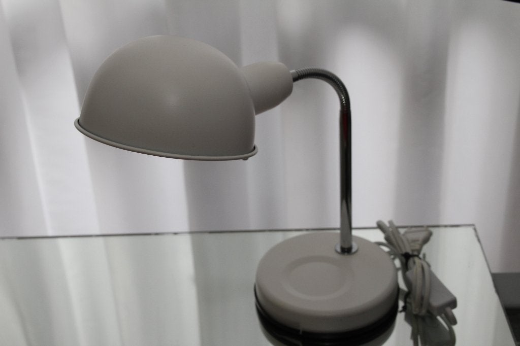 Witte burolamp/bedlamp, Ophalen of Verzenden, Zo goed als nieuw