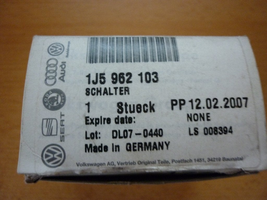 Micro switch achterklep VW., Achterklep, Nieuw, Ophalen of Verzenden, Volkswagen