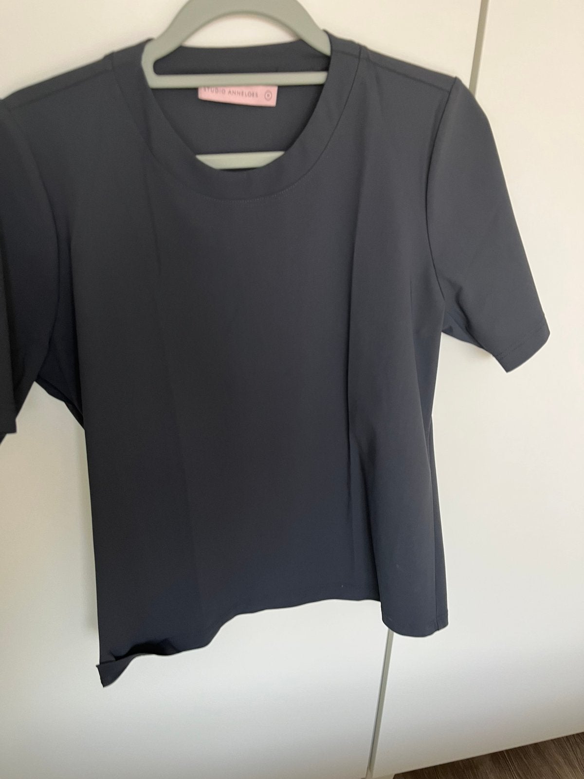 Studio AnneLoes top antraciet heavy travel M, Ophalen of Verzenden, Zo goed als nieuw, Grijs, Zonder mouw