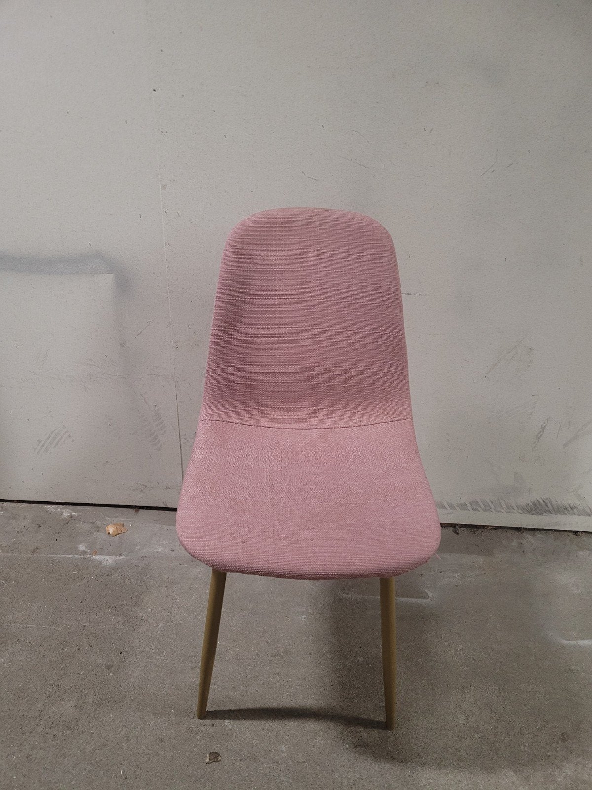 Roze stoel met gouden poten, Huis en Inrichting, Stoelen, Ophalen, Overige kleuren, Eén
