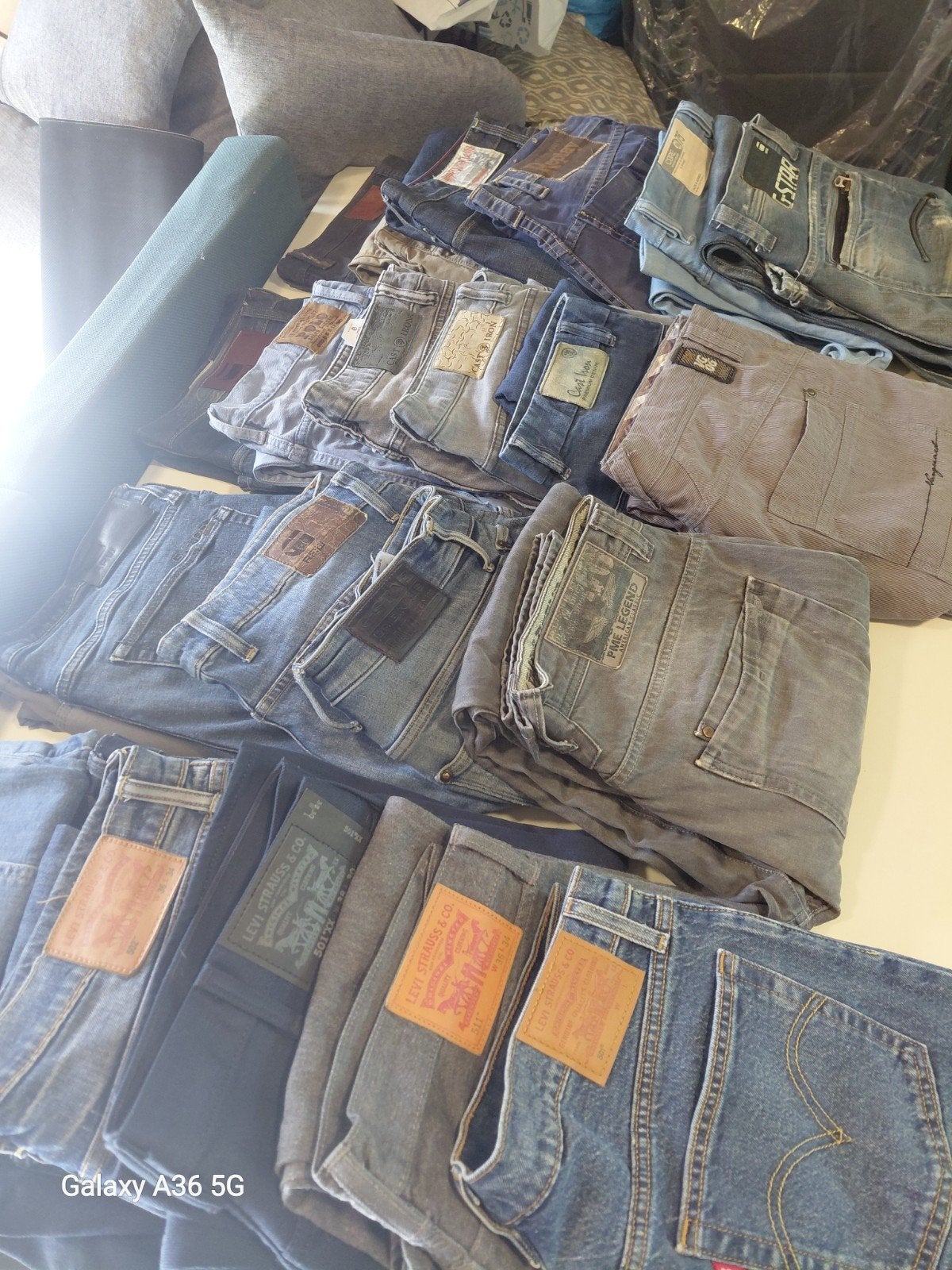 25 spijkerbroeken div. merken div. maten, Overige kleuren, Overige jeansmaten, Ophalen of Verzenden, Zo goed als nieuw