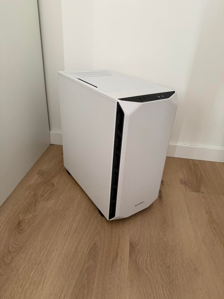 Be Quiet! Pure Base 500 Wit PC Behuizing, Computers en Software, Computerbehuizingen, Ophalen of Verzenden, Zo goed als nieuw