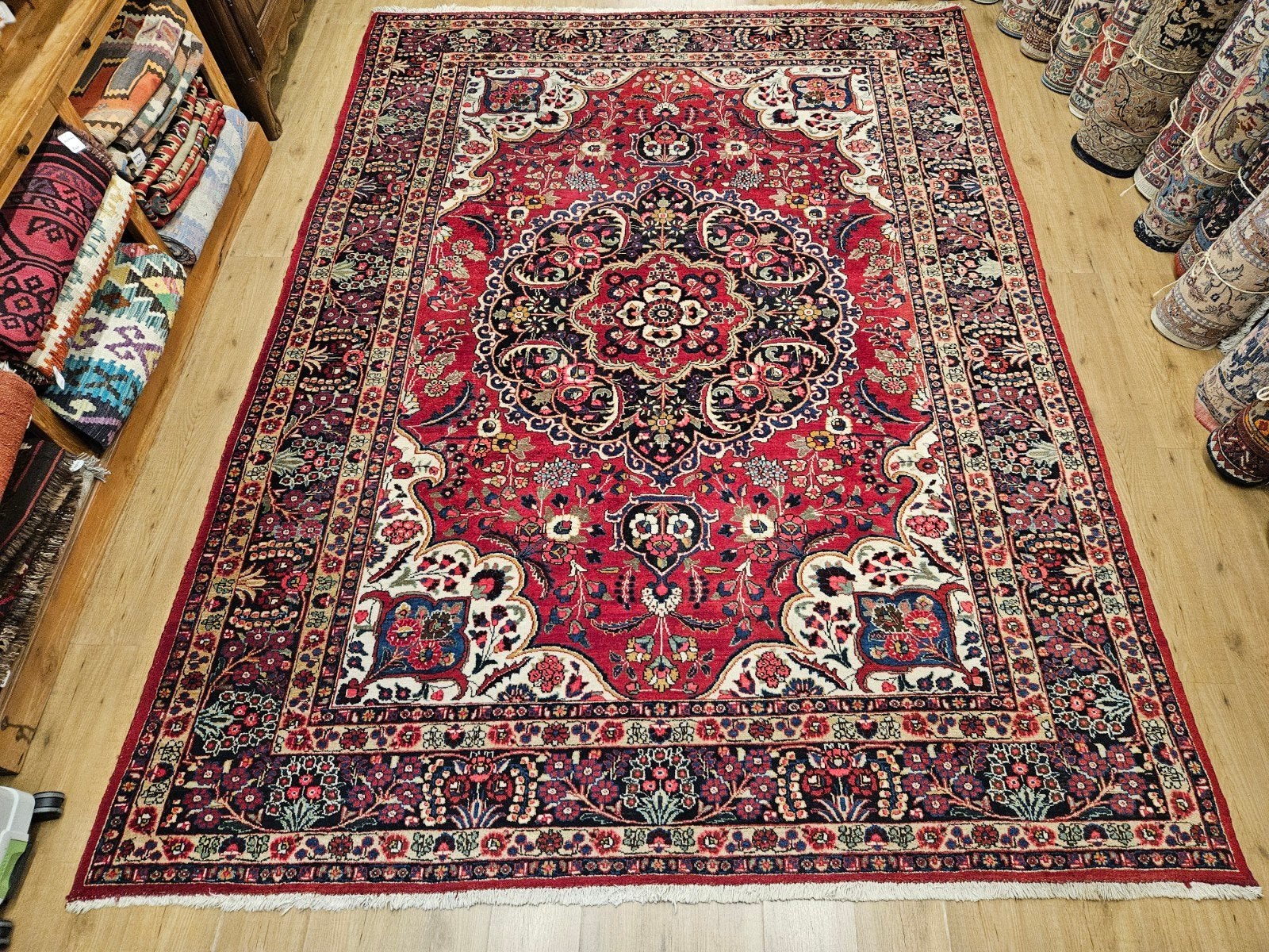 Vintage handgeknoopt perzisch tapijt heriz 346x250, Info@SlatsAntiek.nl, Tweedehands, Perzisch, 200 cm of meer