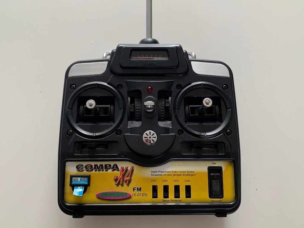 Compa X4 40.695mhz zender voor onderdelen rc helicopter, Hobby en Vrije tijd, Ophalen of Verzenden, Gebruikt