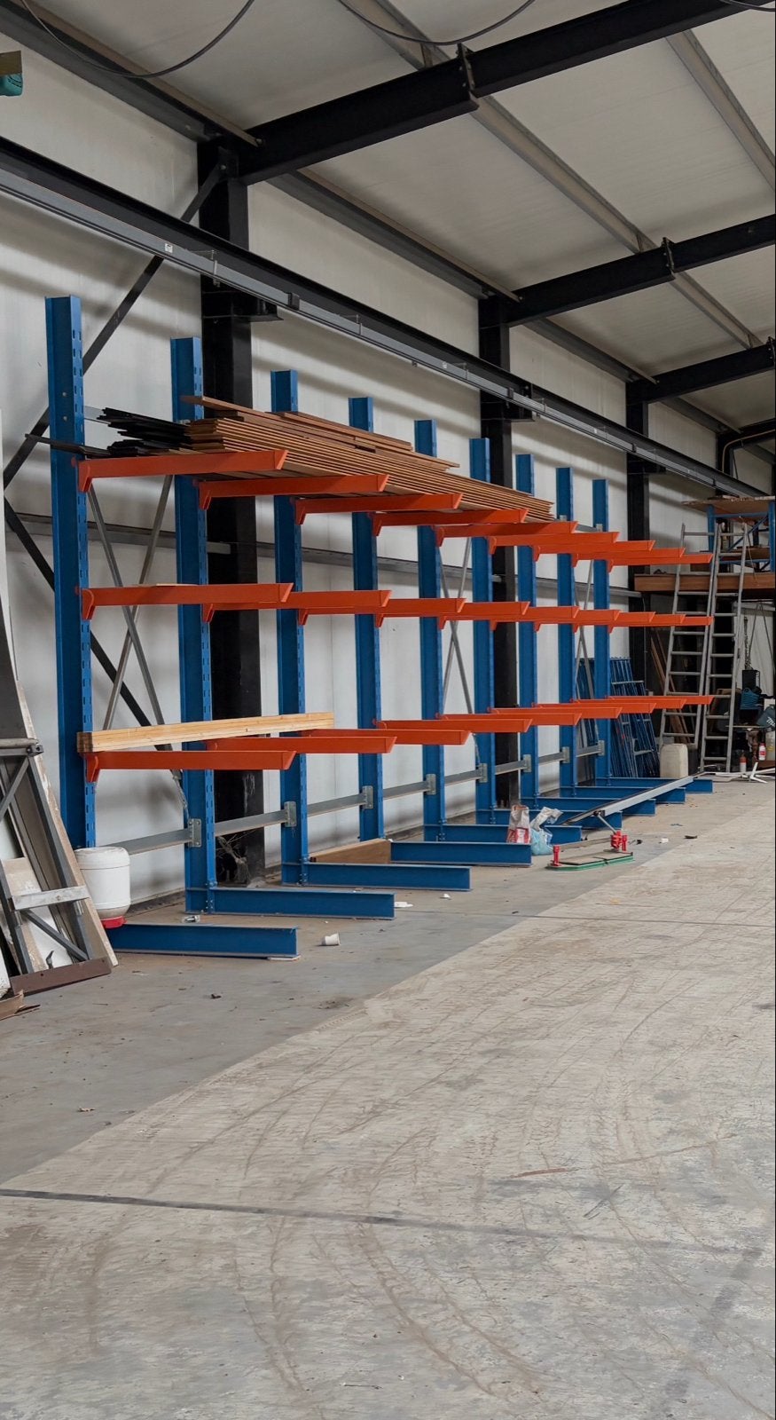 Draagarmstelling Cantilever voor Lange Materialen, Ophalen