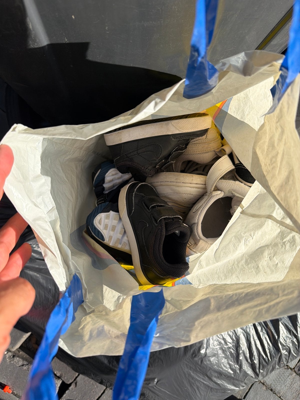 Partij diverse kinderschoenen en vrouwelijk kleding, Ophalen, Gebruikt, Jongetje of Meisje, Schoentjes