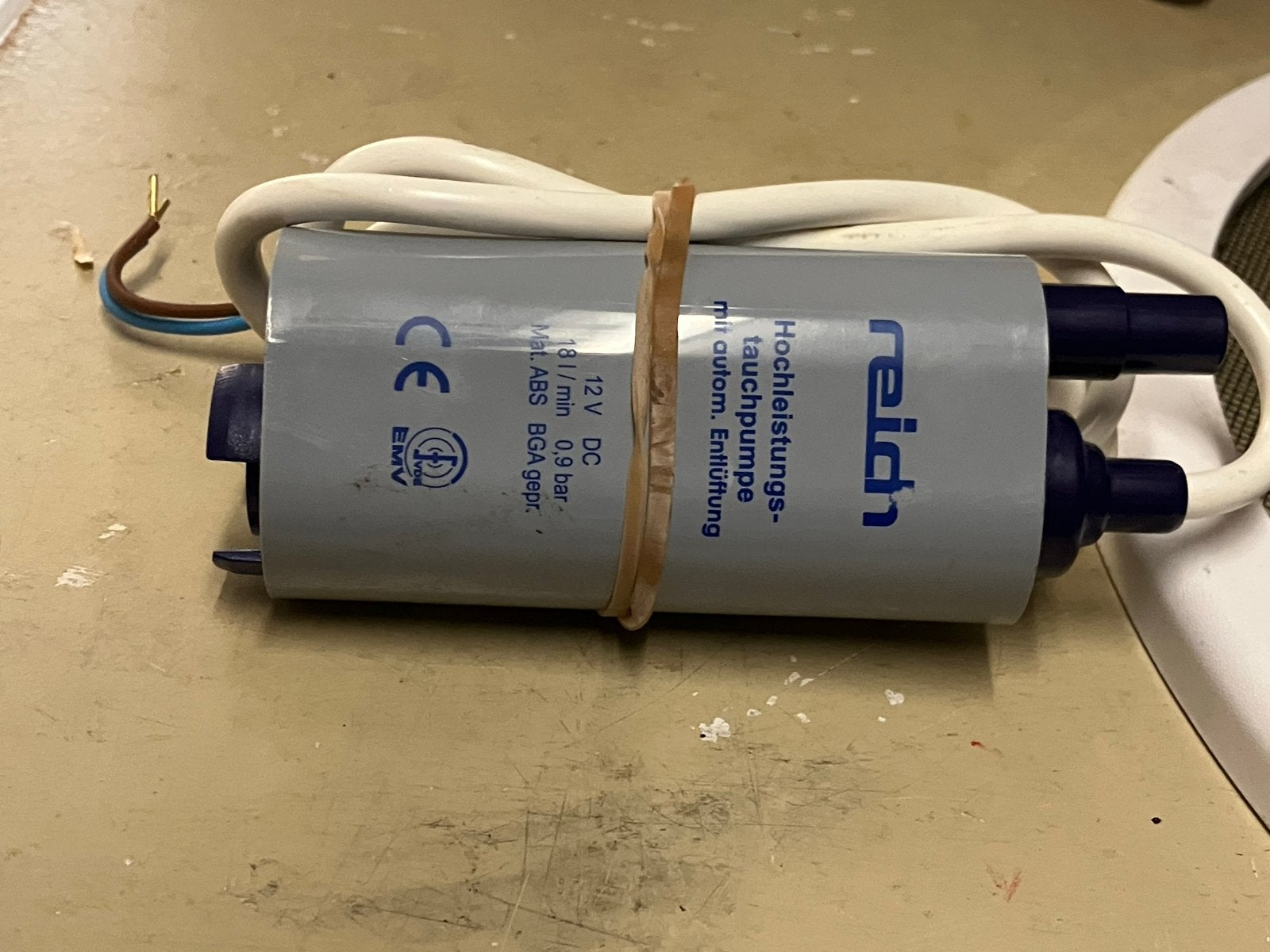 Reich dompelpomp 12V DC, 18 l/min, 0.9 bar, Ophalen of Verzenden, Gebruikt