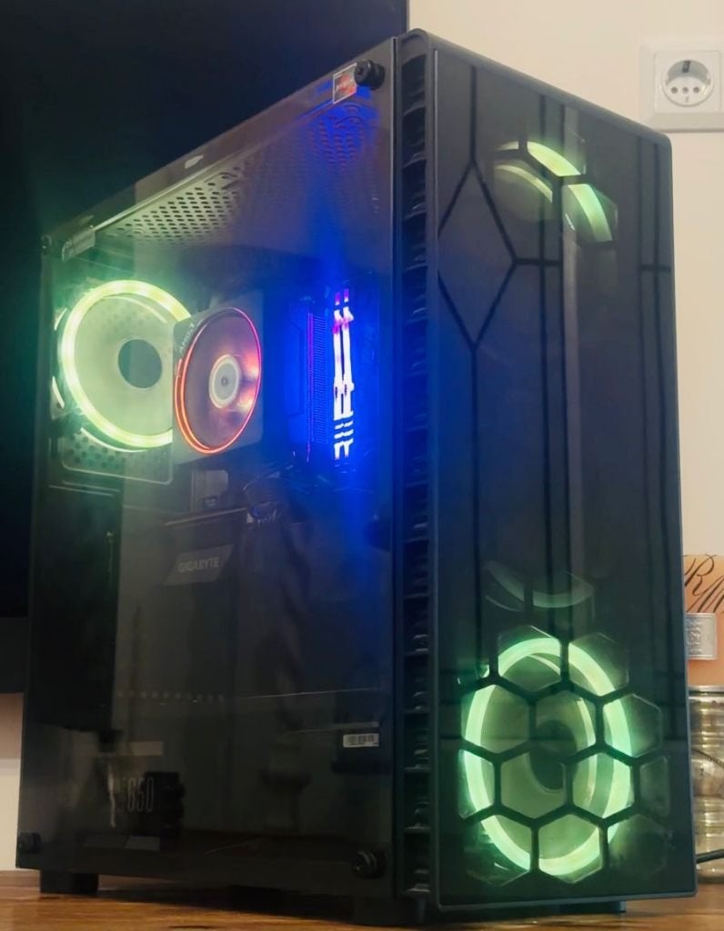Gaming PC - Ryzen 7, RTX 2070 Super 8GB, 16GB RAM, SSD , HDD, Ophalen, Virtual Reality, Zo goed als nieuw, HDD