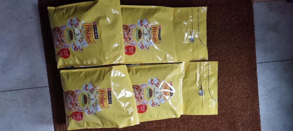 Purina friskies bijna 7.5kg, Ophalen, Kat
