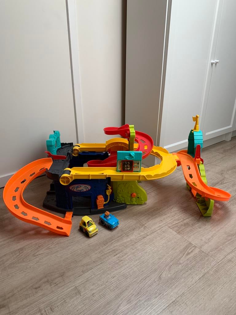 Fisher Price - Little People zit/sta garage, Ophalen of Verzenden, Zo goed als nieuw, Speelset