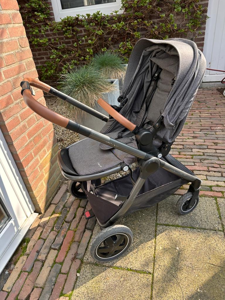 Maxi Cosi Combiwagen compleet met reiswieg en zitje., Kinderen en Baby's, Ophalen, Gebruikt, Combiwagen, Met reiswieg