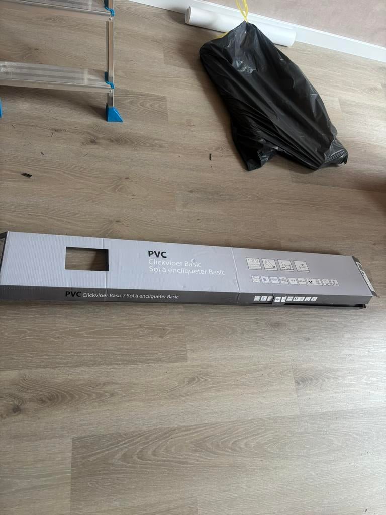 Halve pak klick pvc laminaat OPHALEN!, Doe-het-zelf en Verbouw, Plinten en Afwerking, Nieuw, Ophalen of Verzenden, Mdf, 200 tot 250 cm