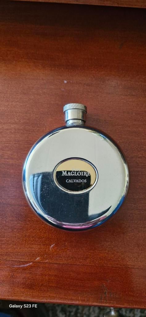 Magloire Calvados heupfles - RVS, Gebruikt, Ophalen of Verzenden, Klassiek, Metaal