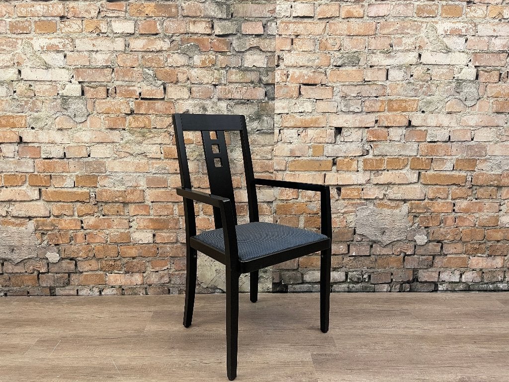 Thonet 676 PF Mackintosh arm - zwart | Mackinthosh, Ophalen, Hout, Zwart, Design