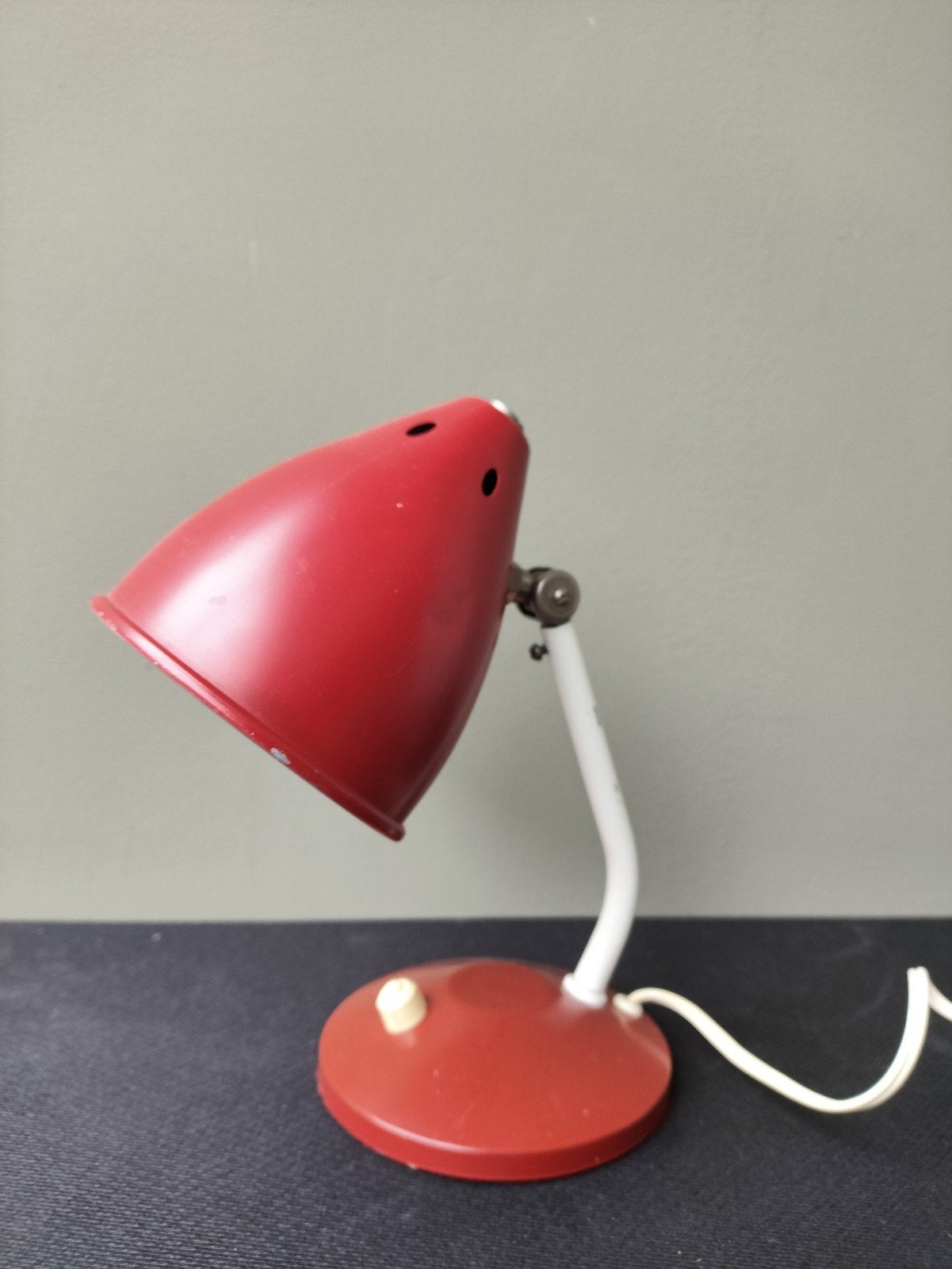 Vintage lampje Hala Zeist, Bureaulamp, 25 cm, Ophalen of Verzenden, Metaal