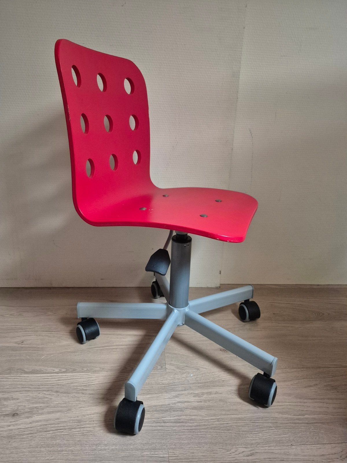 ikea bureau stoel voor 5 euro ophalen, Ophalen, Zwart