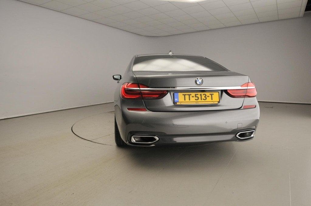 BMW 7 Serie 730d xDrive | M-Sportpakket | Laserlicht | Leder, Automaat, 12 maanden, Gebruikt, Euro 6
