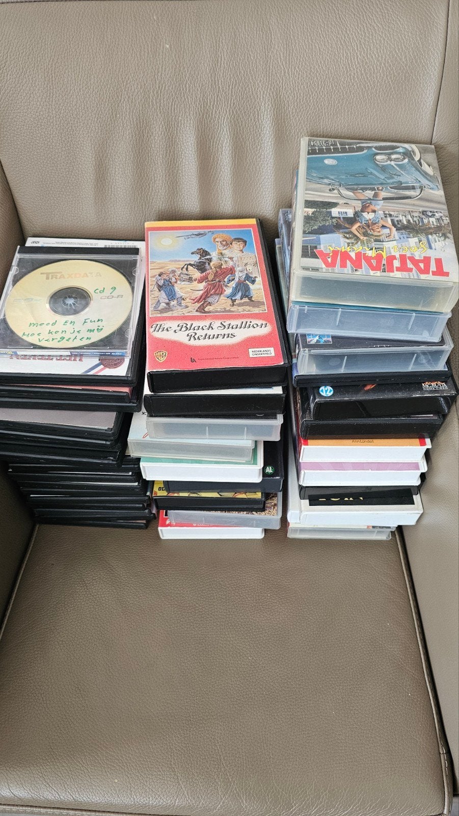 Grote collectie videobanden (VHS), Cd's en Dvd's, VHS | Film, Ophalen, Gebruikt, VHS