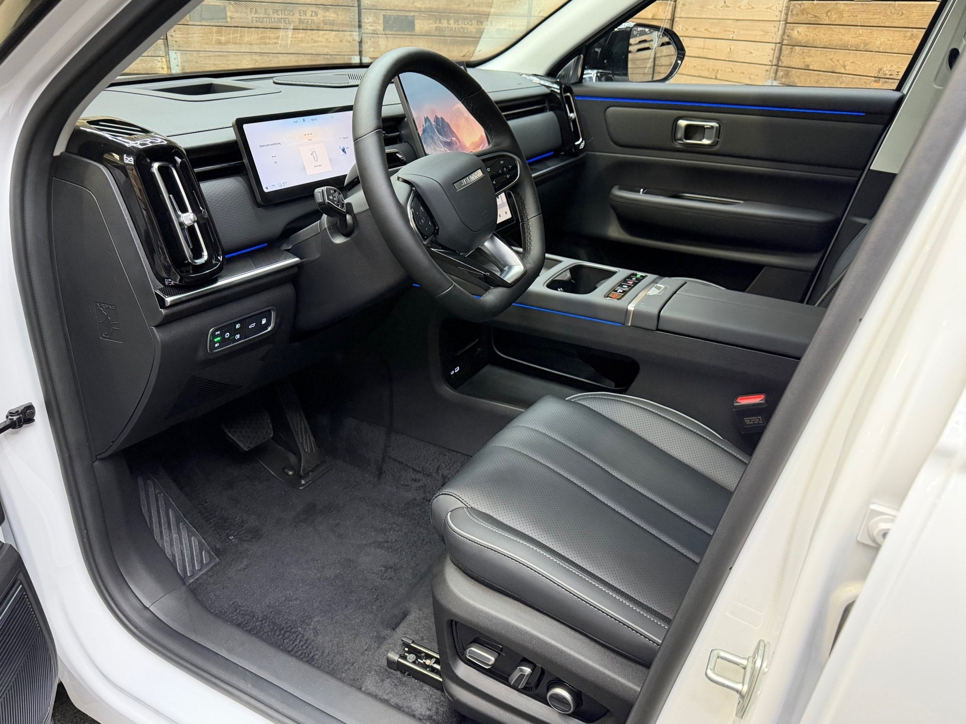 Jaecoo 7 1.5 GDI SHS-P Exclusive Pano Camera Clima Cruise 19, Auto's, Dealer onderhouden, Wit, Bedrijf, Automatische klimaatregeling