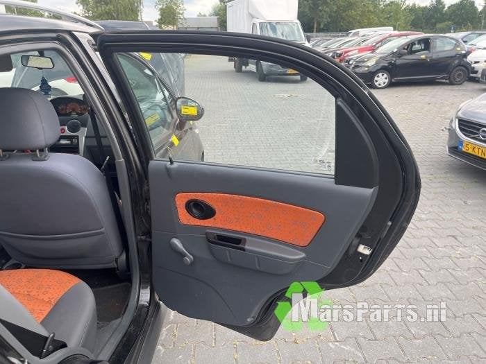 Portier 4Deurs rechts-achter van een Chevrolet Matiz, Gebruikt, -, Deur, -