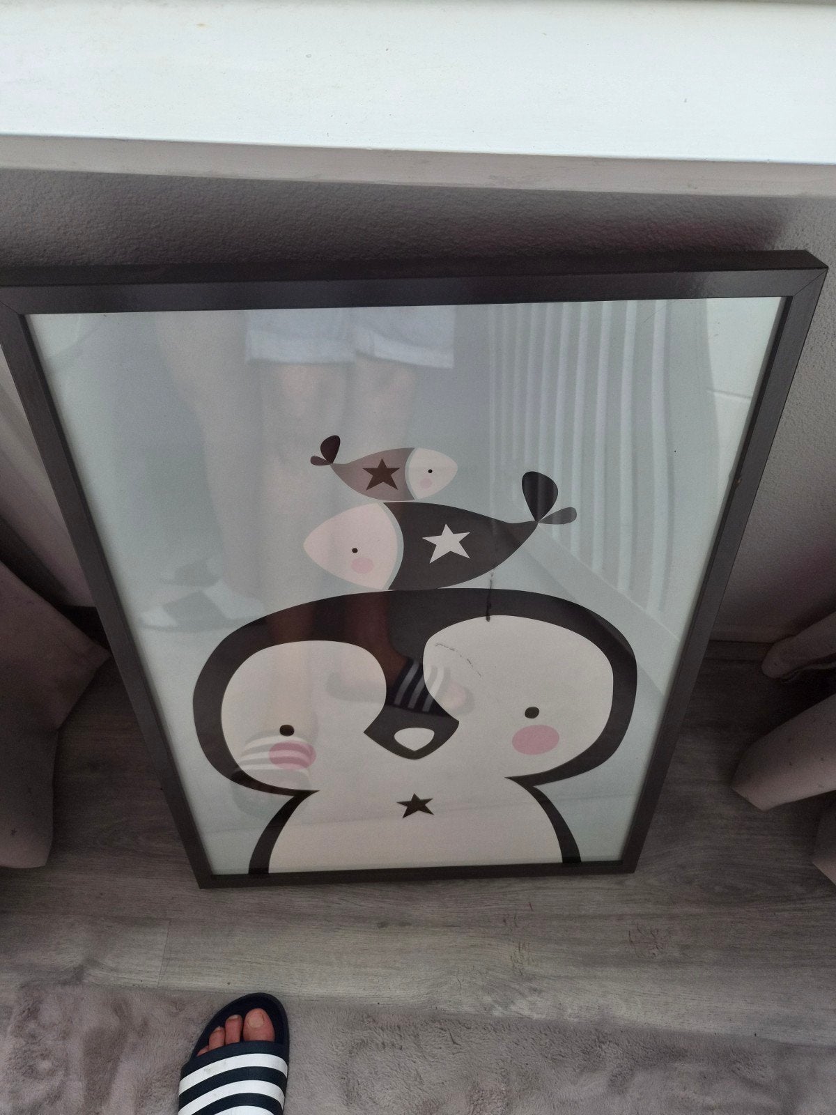 Leuke pinguïn en vissen poster voor kinderkamer, 50 – 75, Gebruikt, Ophalen of Verzenden, Foto of Poster