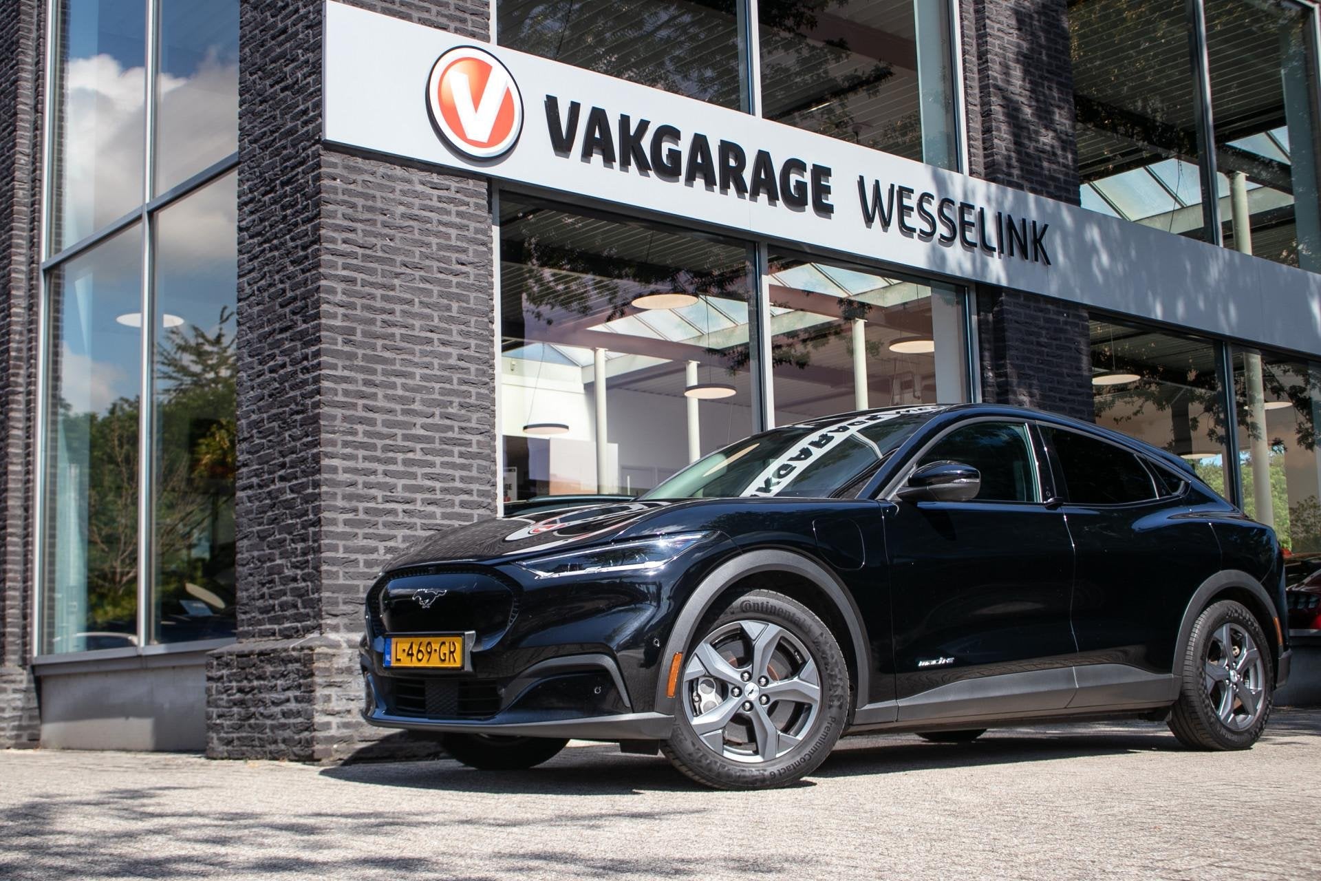 Ford Mustang Mach-E RWD 75 kWh | Adapt Cruise | Carplay | Te, Auto's, Stof, Gebruikt, 75 kWh, 1944 kg
