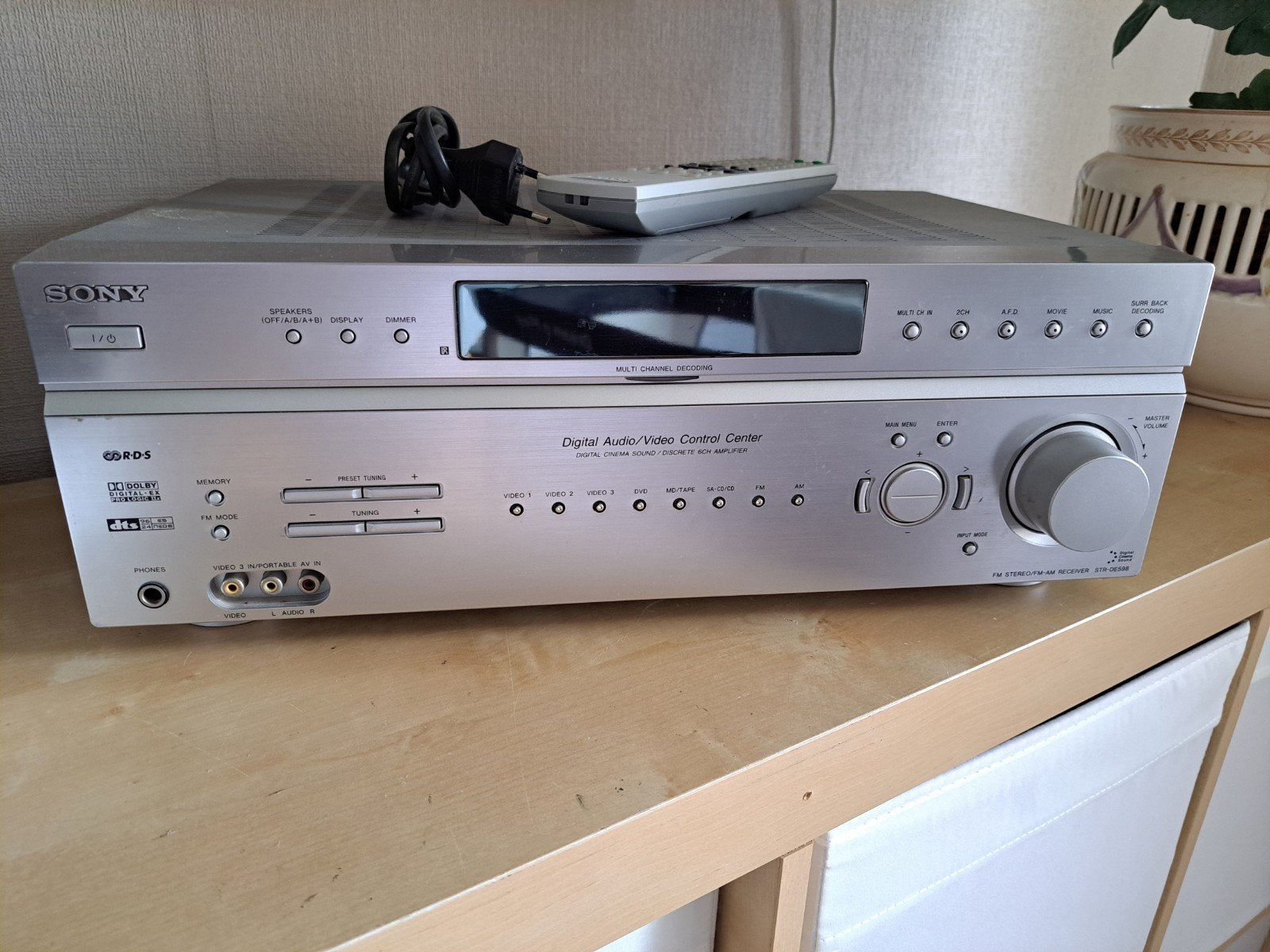 Sony STR-DE598 FM Stereo/FM-AM Receiver - Zilver, Ophalen of Verzenden, Sony, 120 watt of meer, Gebruikt