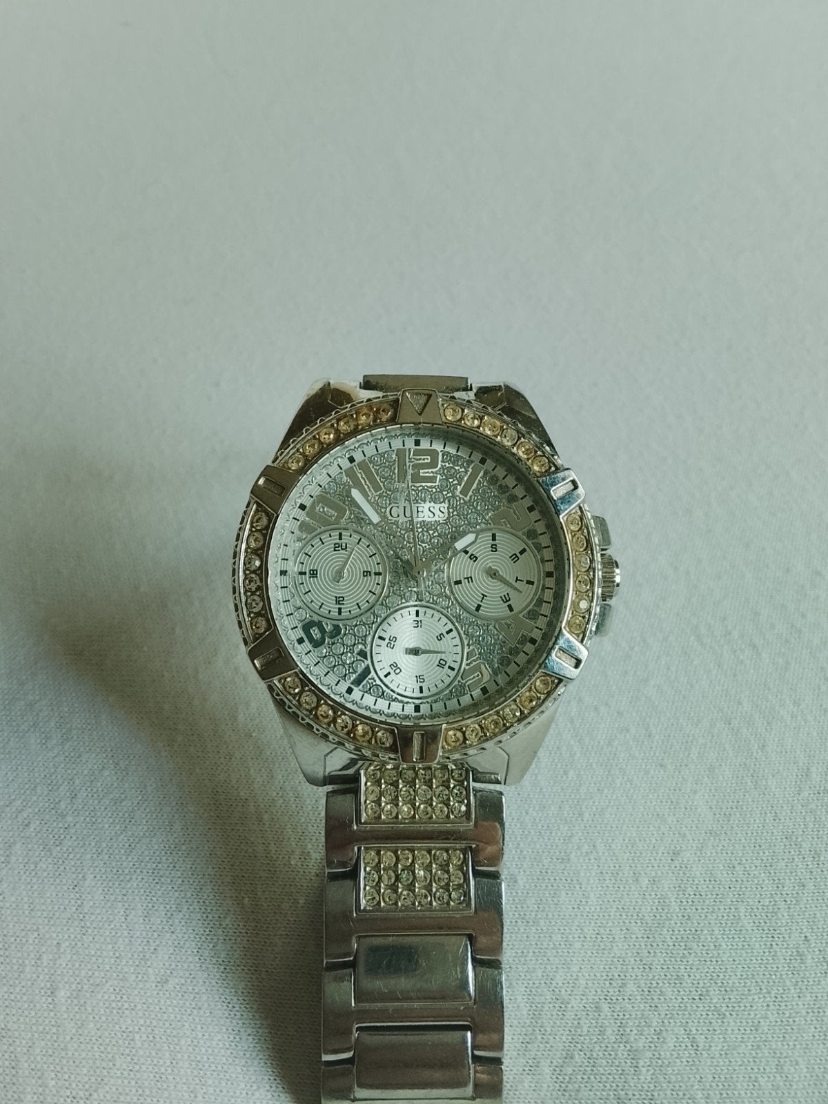 Guess Dames Horloge met Strass - Zilverkleurig, Ophalen, Staal, Gebruikt, Guess