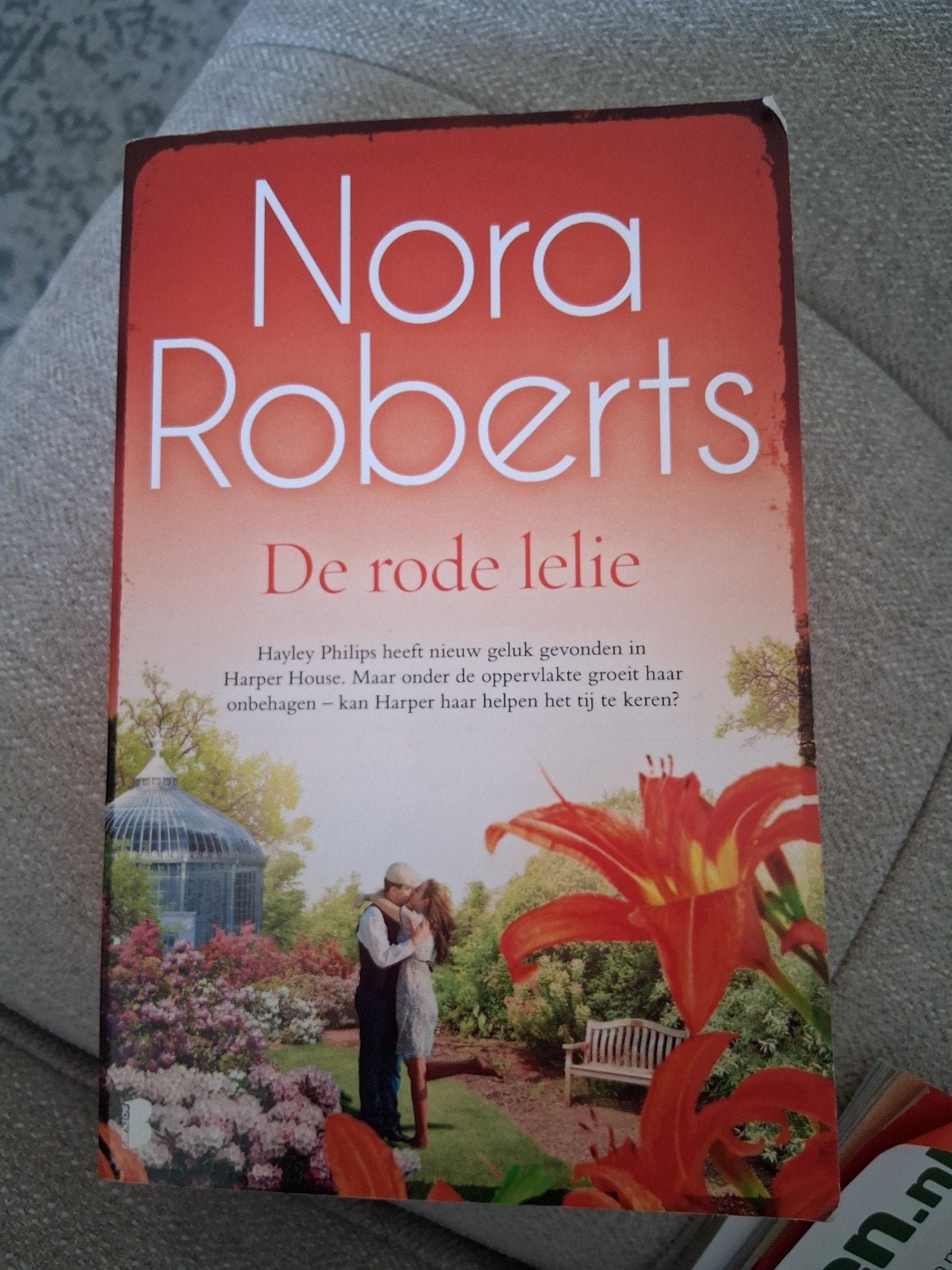 Nora Roberts   De rode lelie, Ophalen, Gelezen, Nora Roberts